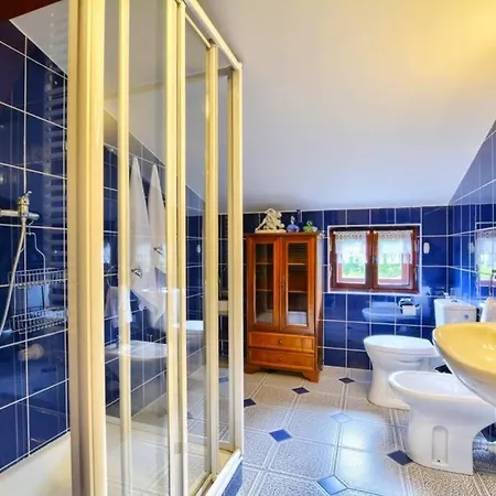 Kataryniarza 山林小屋