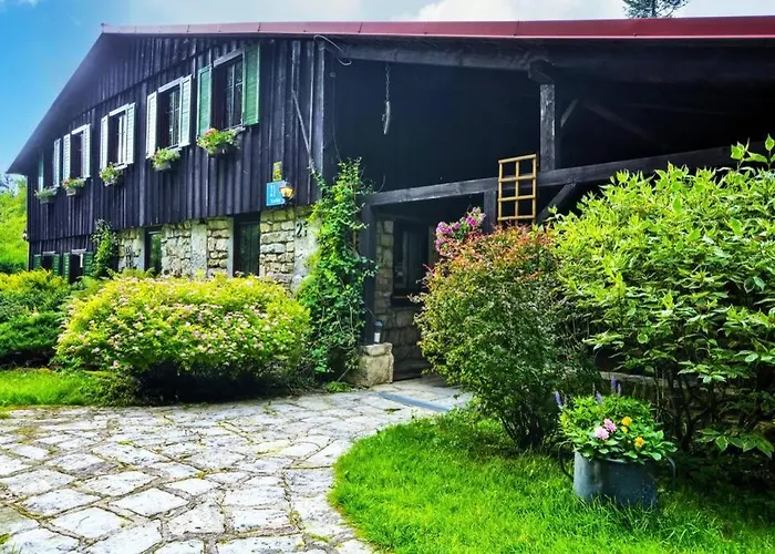 ロッジ Kataryniarza カルウフ