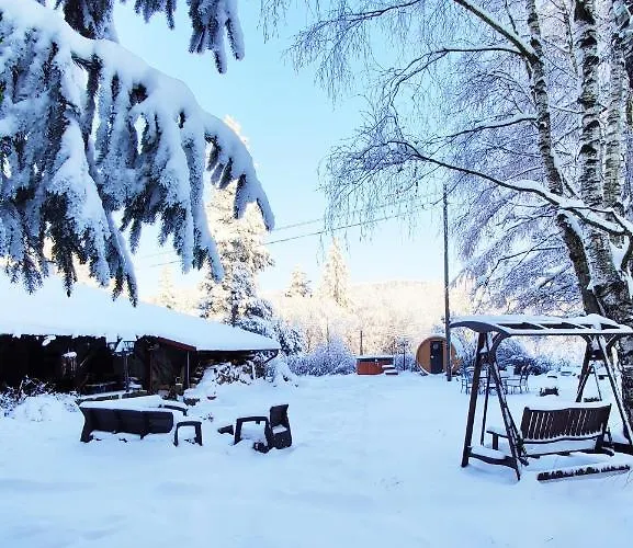 Kataryniarza ロッジ *