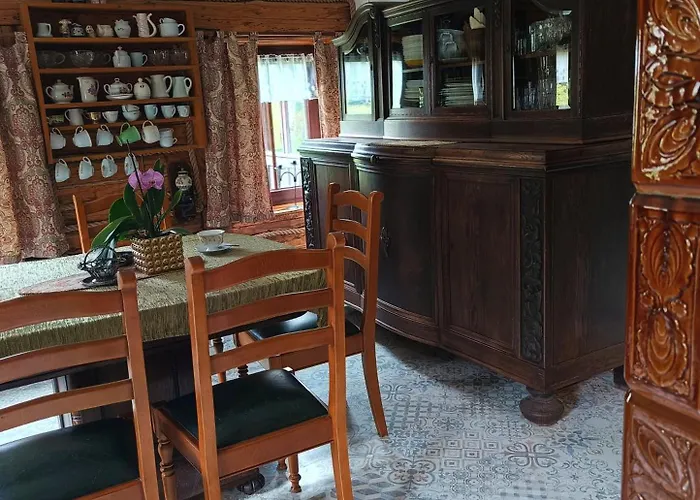 Kataryniarza ロッジ カルウフ